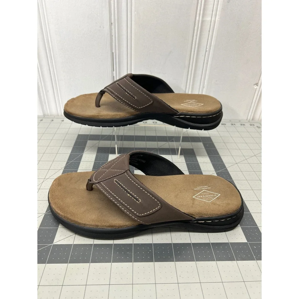 St. John's Bay SJB Lucas Sandals Mens 9 Brown Memory Foam Flip Flops Comfort